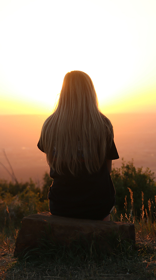 Soledad en puesta de Sol